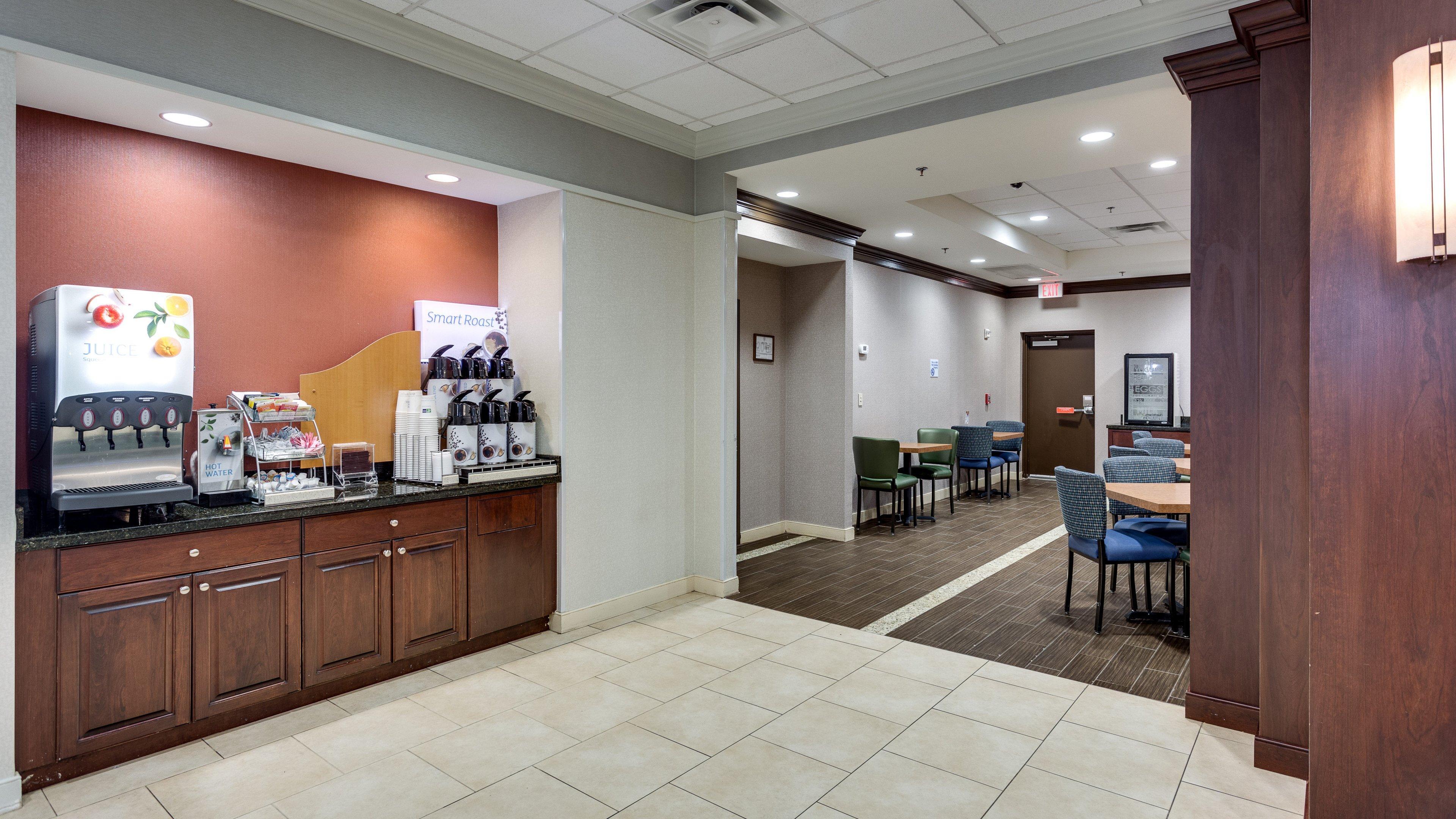 Holiday Inn Express Washington Dc Sw - Springfield, An Ihg Hotel Bagian luar foto