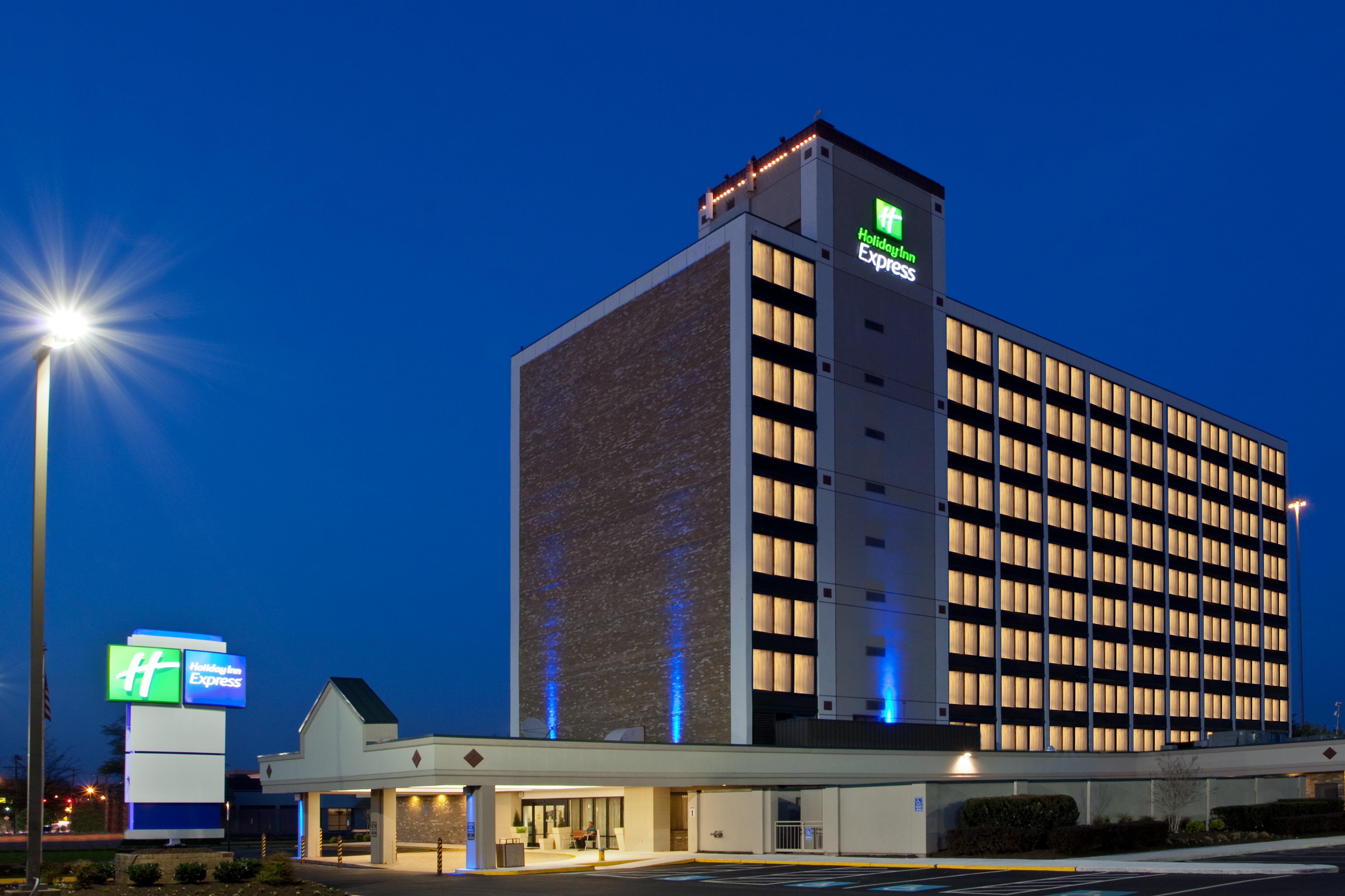 Holiday Inn Express Washington Dc Sw - Springfield, An Ihg Hotel Bagian luar foto