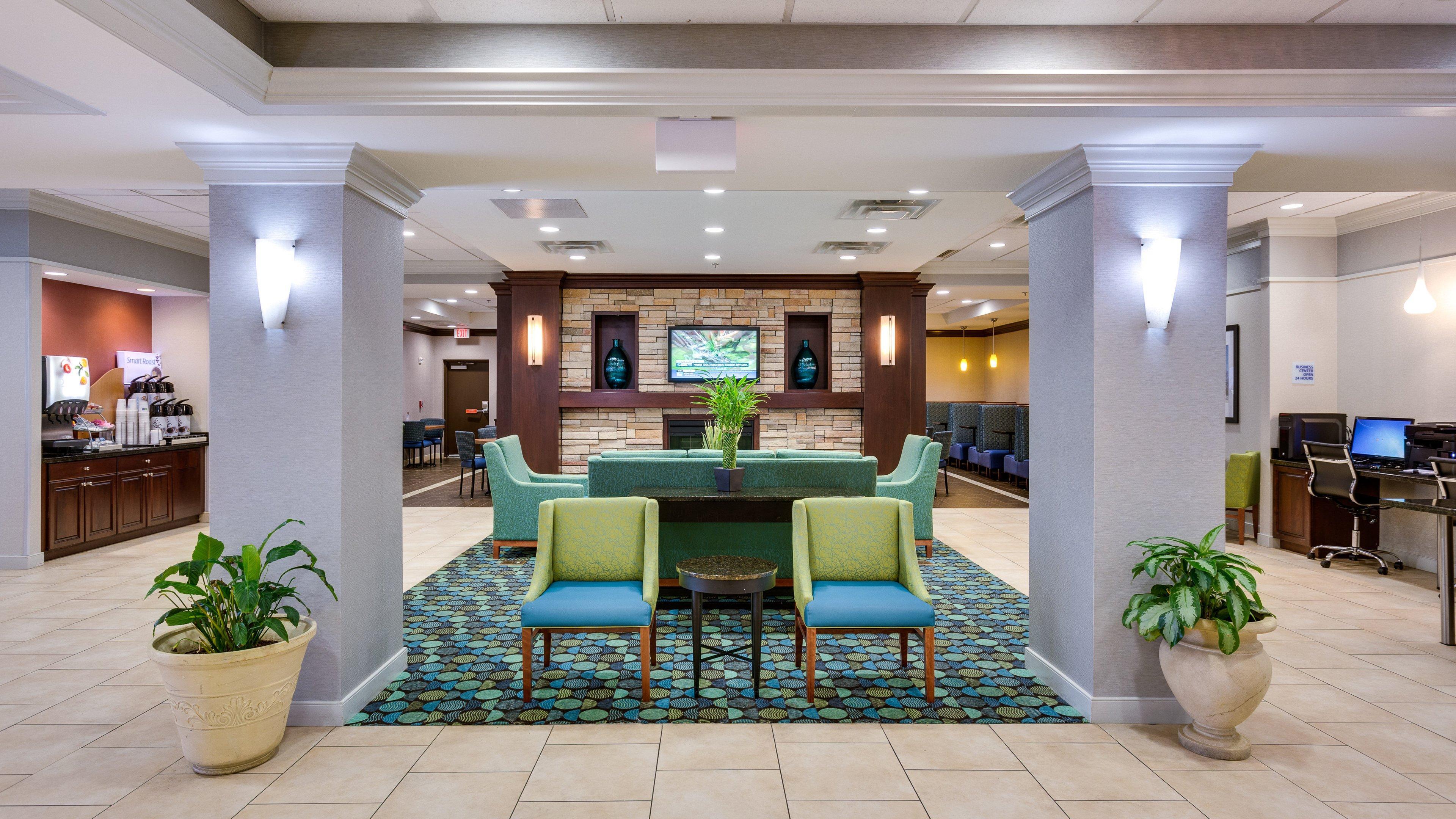 Holiday Inn Express Washington Dc Sw - Springfield By Ihg Bagian luar foto